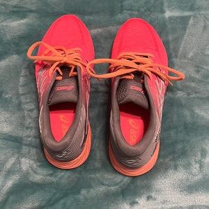 ASICS sneakers size 8.5 colors neon pink, gray and orange
